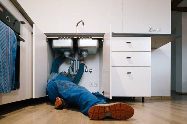 Professional Leak Detection technician working in Scotland, PA